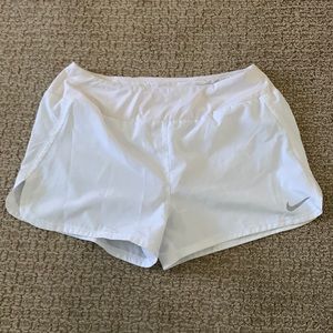 Nike Womens lined running shorts